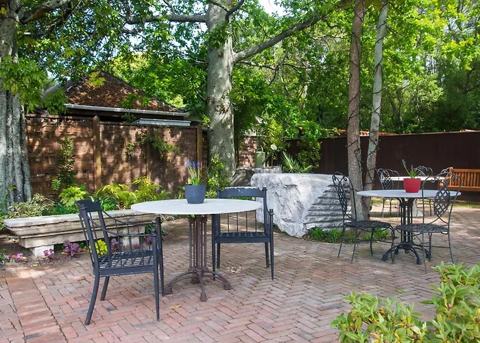 Compass Cottage - Monaco Resort